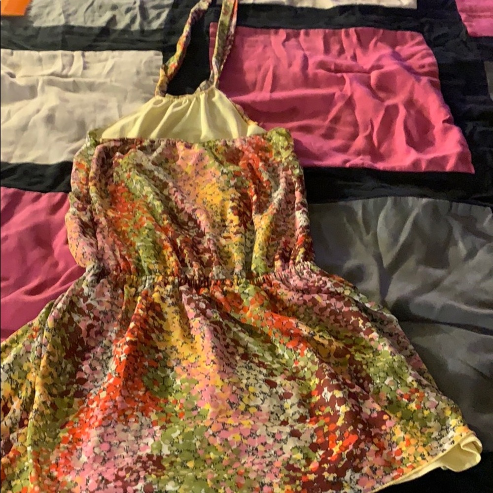 Clothes - Picture 3 of 3